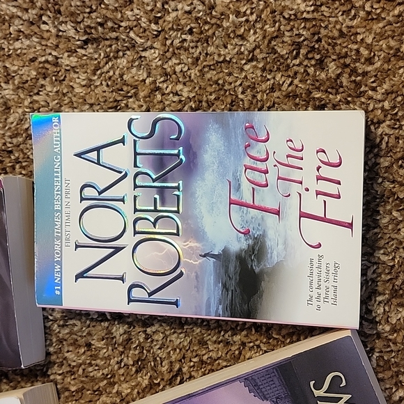 Romance books - Picture 3 of 7